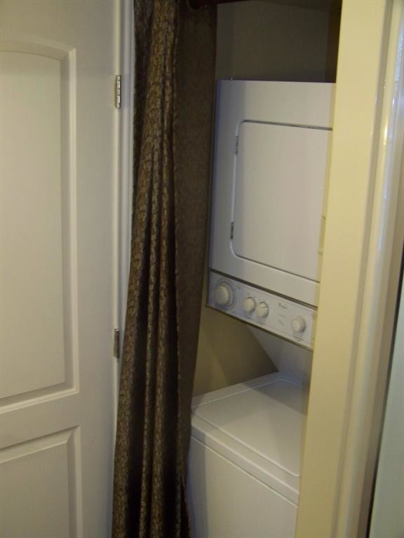 Foto del edificio - 5853 Inwood Dr