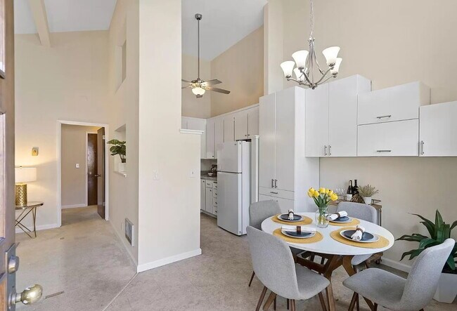 Foto del edificio - Upscale Living at Its Finest
