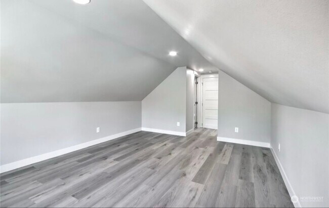 Foto del edificio - 3577 E J St