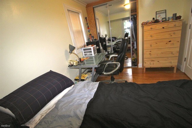 Foto del edificio - 2 br, 1 bath Apartment - 416 E Huron St # 5 5