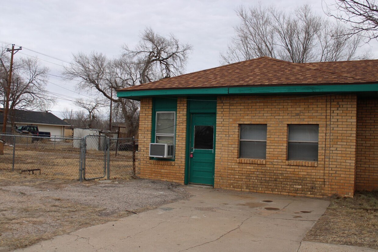 1001 4th Ave, Canyon, TX 79015 House Rental in Canyon, TX