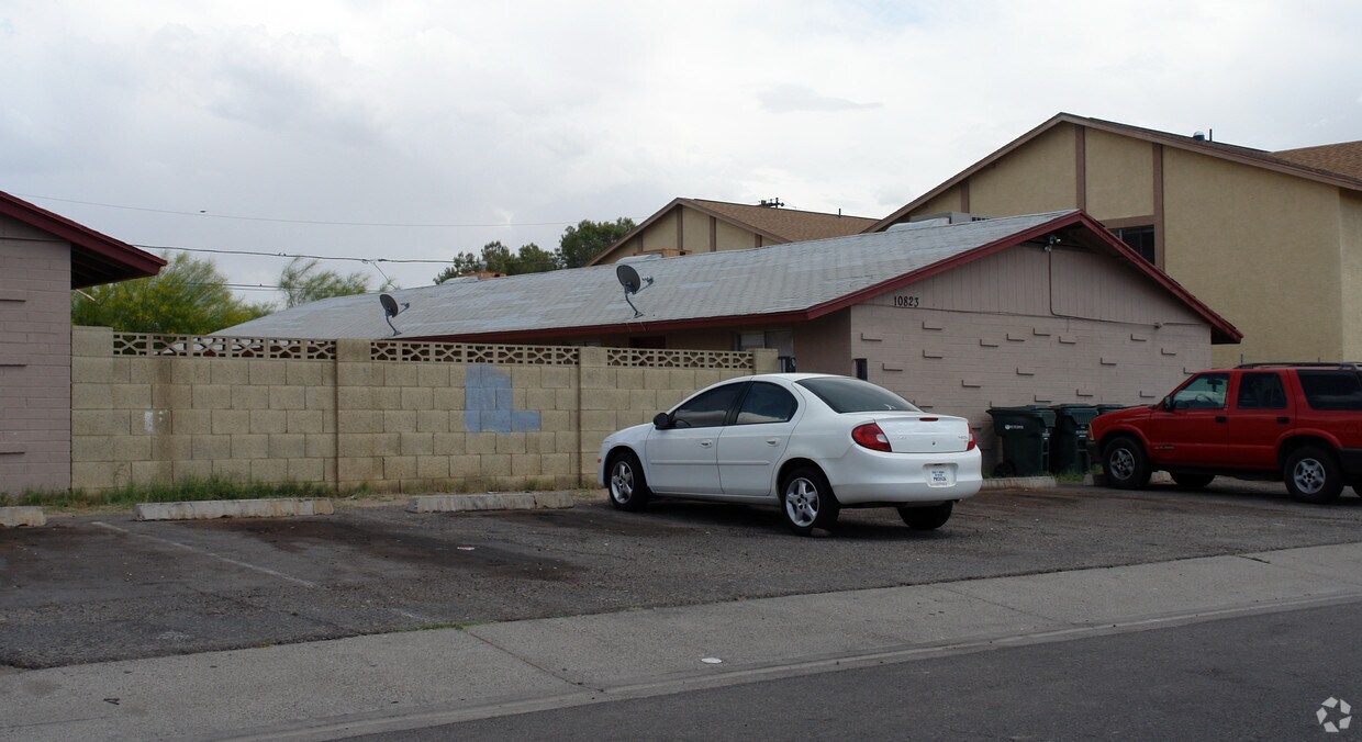 Building Photo - 10823 N 18th Ave