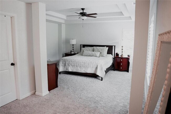 Foto del edificio - 5130 Twin Oak Drive NE