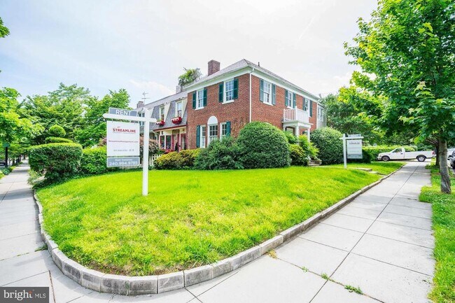 Foto del edificio - 3700 S St NW