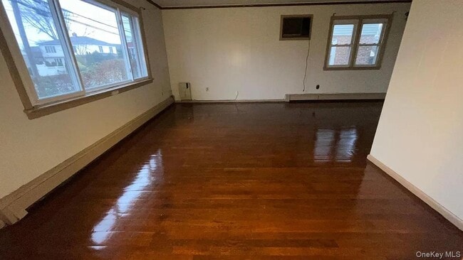 Building Photo - 16 Garfield Ave