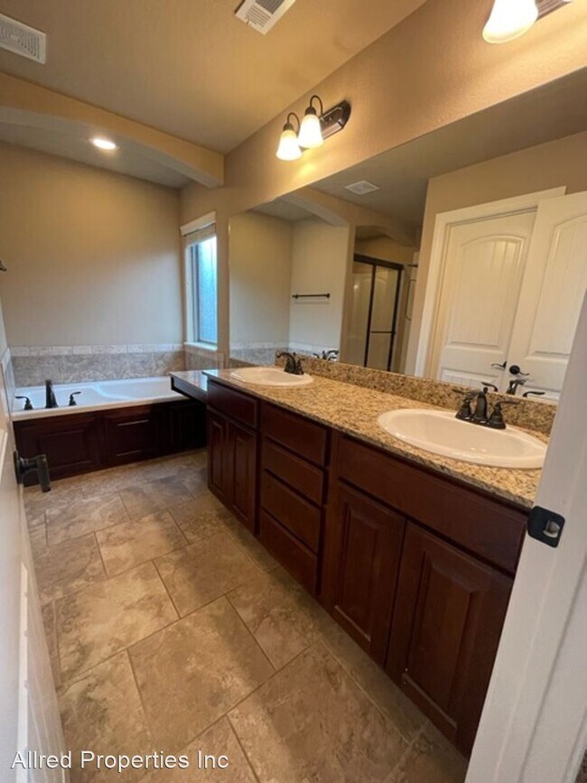 Foto del edificio - 3 br, 2 bath House - 3556 W Country Meadows