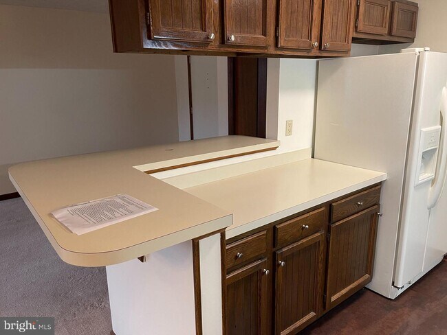Building Photo - 44759 Woodlake Ct