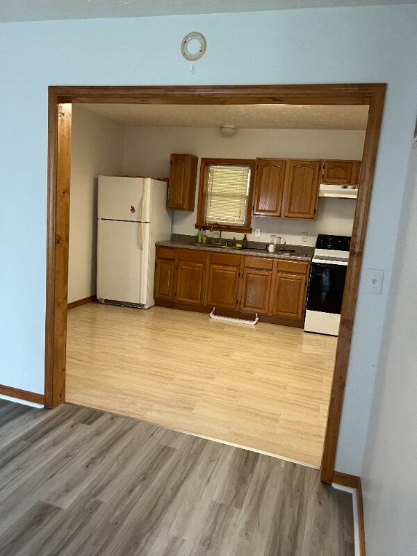 Foto del edificio - 495 Brookside Dr