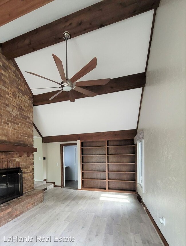 Building Photo - 4 br, 2.5 bath House - 6 Ridgewood Cr