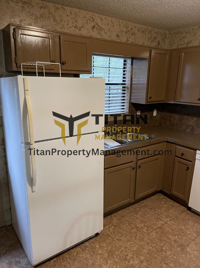 Foto del edificio - 2bed/1bath Apartment