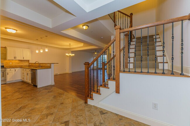 Foto del edificio - 502 Valley Pointe Dr