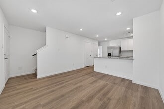 Building Photo - 2065 E Gemini Dr
