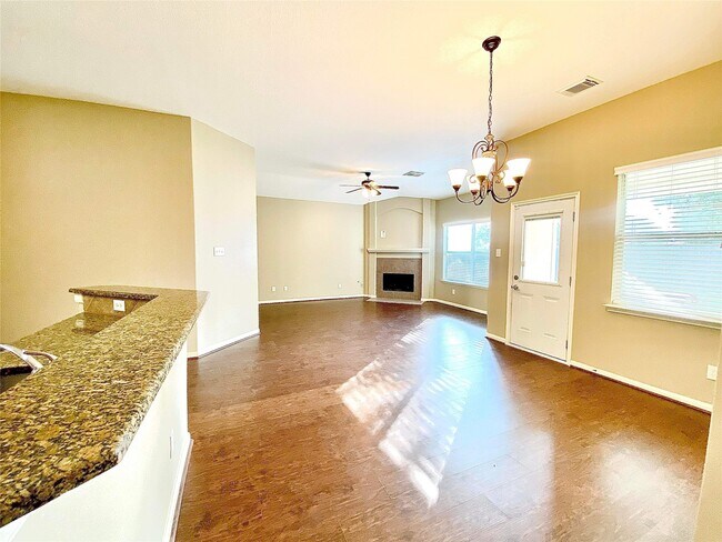 Building Photo - 2614 Orchard Creek Ln