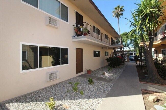 Foto del edificio - 1010 E 32nd St