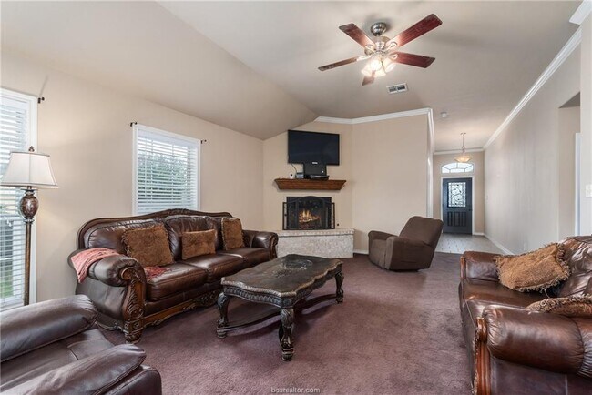 Building Photo - 937 Dove Landing Ave