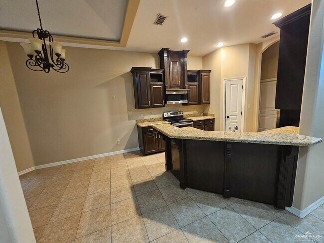 Foto del edificio - 18 May Ave