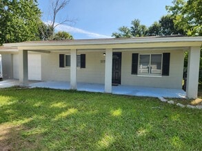 Building Photo - 1375 Powers Ave