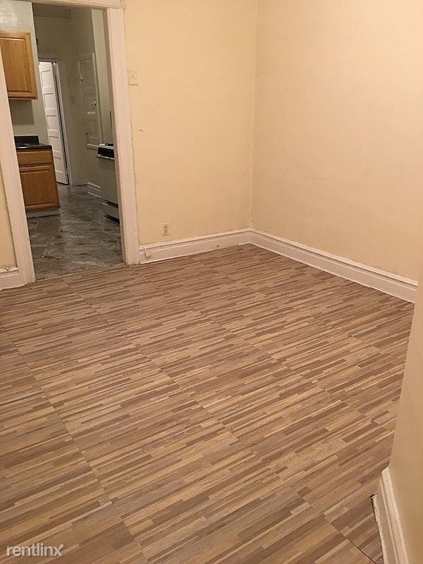 Building Photo - 2 br, 1 bath Apartment - 100 Romaine Avenue 1