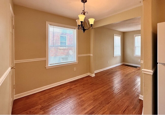 Foto del edificio - 7259 Teal Ave