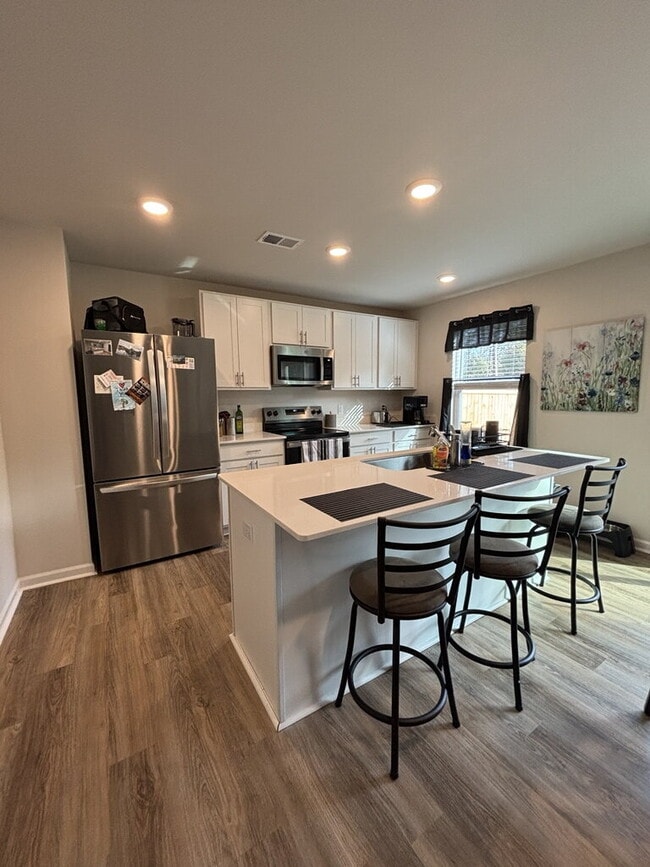 Foto del edificio - 4131 Rising Tide Dr