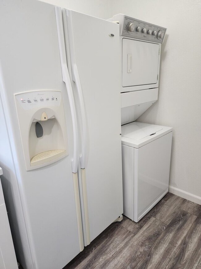 1754 Kent St Unit 175403, Los Angeles, CA 90026 Room for Rent in Los