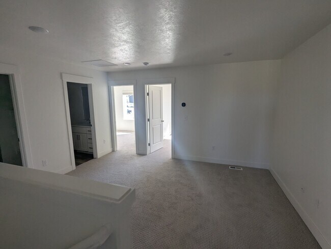 Foto del edificio - 616 W 650 N