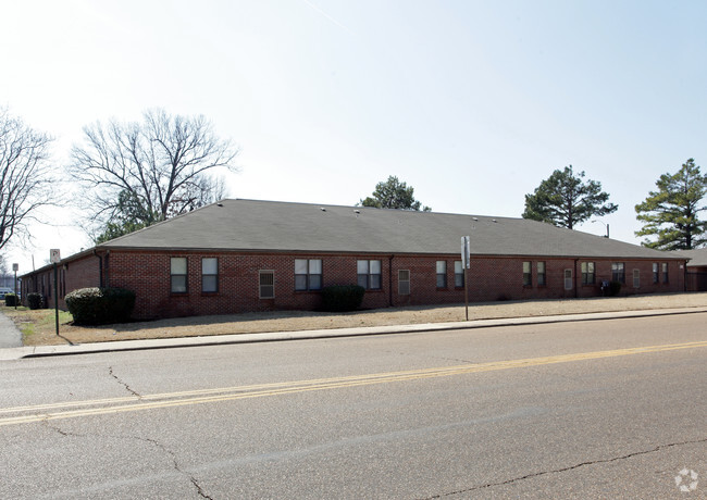 Building Photo - Independent Apartments