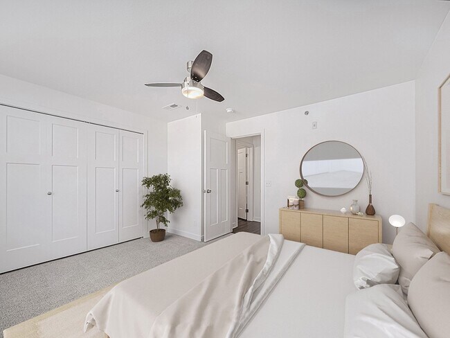 Building Photo - Chase Creek Apartment Homes