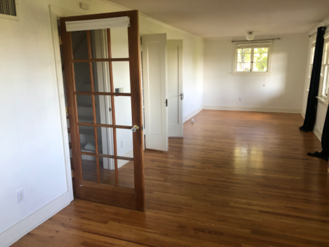 Foto del edificio - 9418 NW Roseway Ave