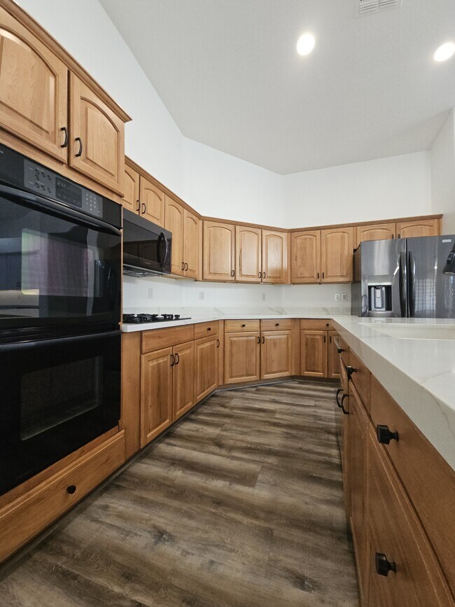 Foto del edificio - 1701 E Kramer St