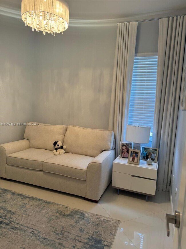 Foto del edificio - 7823 Patriot St