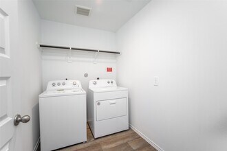 Building Photo - 3726 Lanercost Ln