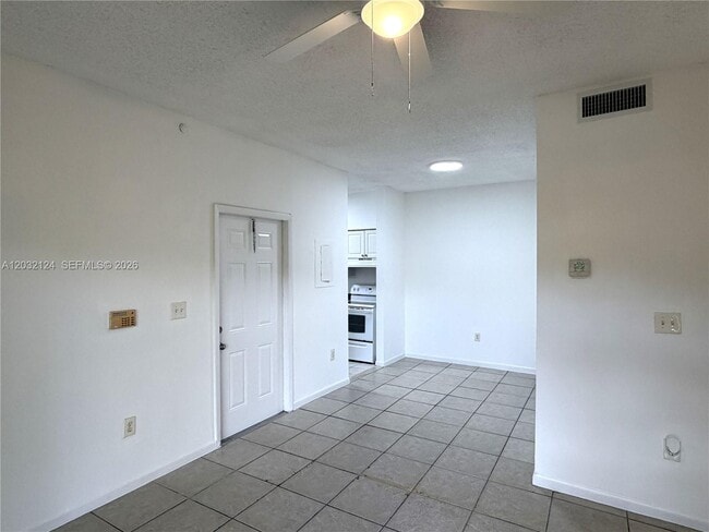 Building Photo - 1701 NW 96th Terrace