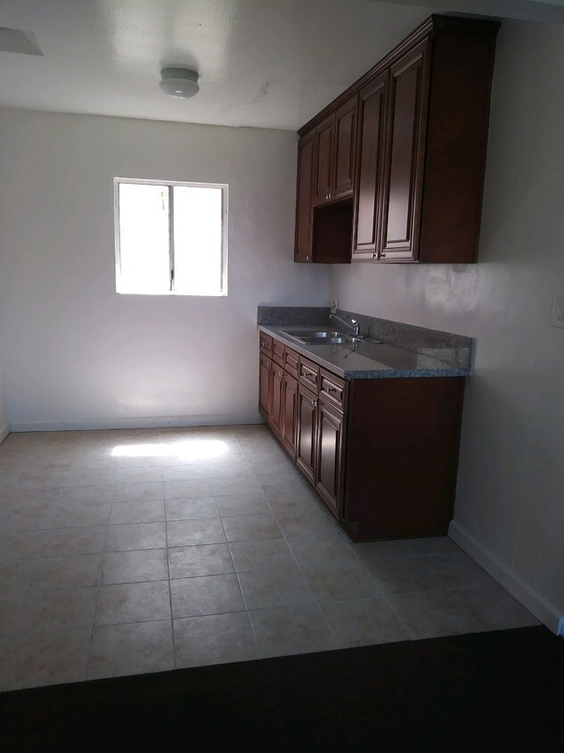 5814 Quinn St, Bell Gardens, CA 90201 Apartments in Bell Gardens, CA