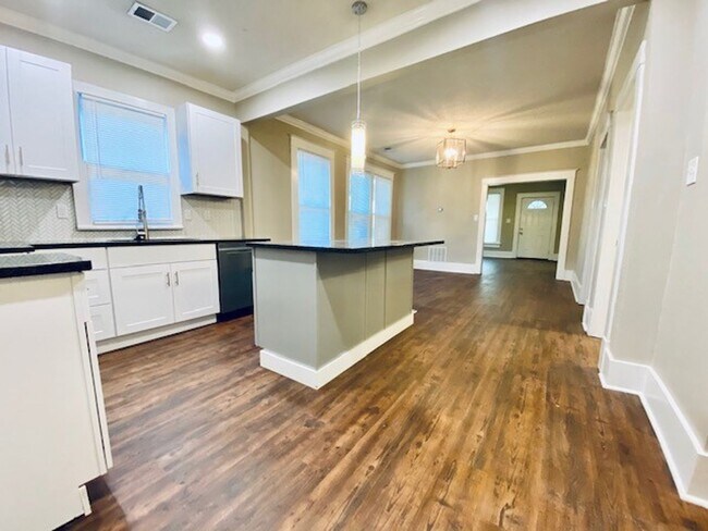 Foto del edificio - 1029 Bruce St