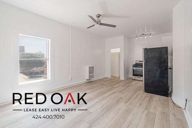 Building Photo - 744 Beacon Ave