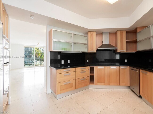 Building Photo - 2 br, 2.5 bath Condo - 400 Hendricks Isle ...