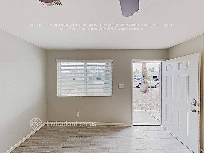 Building Photo - 3224 S Albert Ave