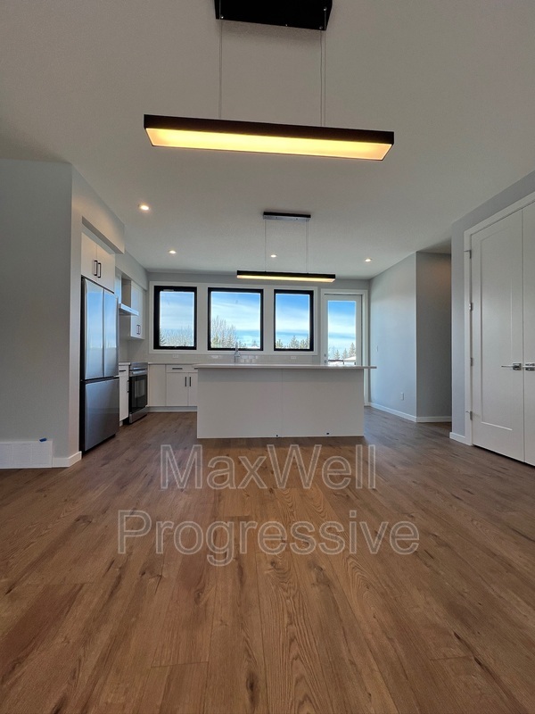 Building Photo - 1304 Rutherford Rd SW
