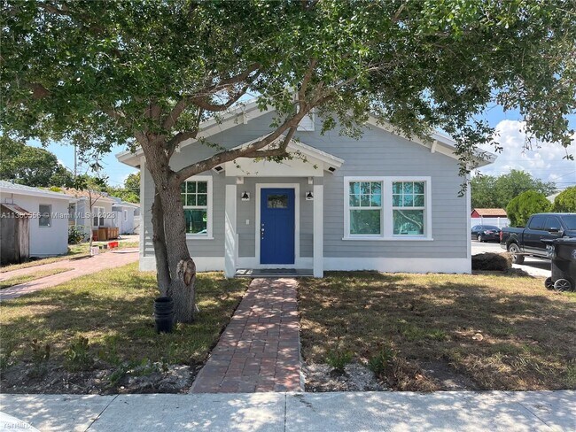 Building Photo - 3 br, 2 bath House - 431 N K St # 1