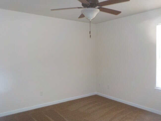 Foto del edificio - 2Bedroom, 1.5 Bath Townhouse