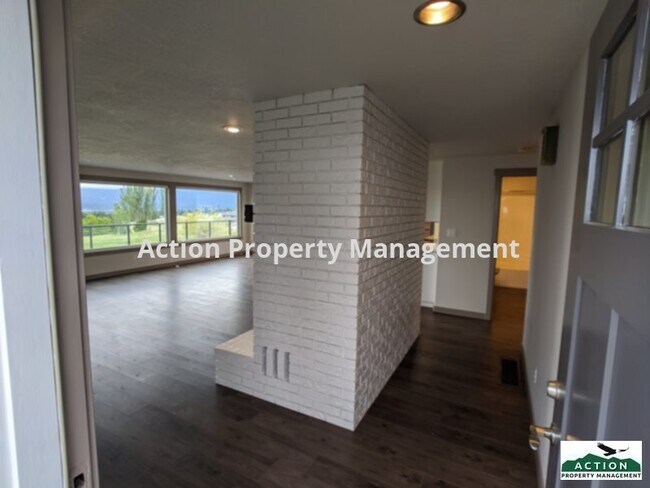 Building Photo - 429 Jones Farm Rd