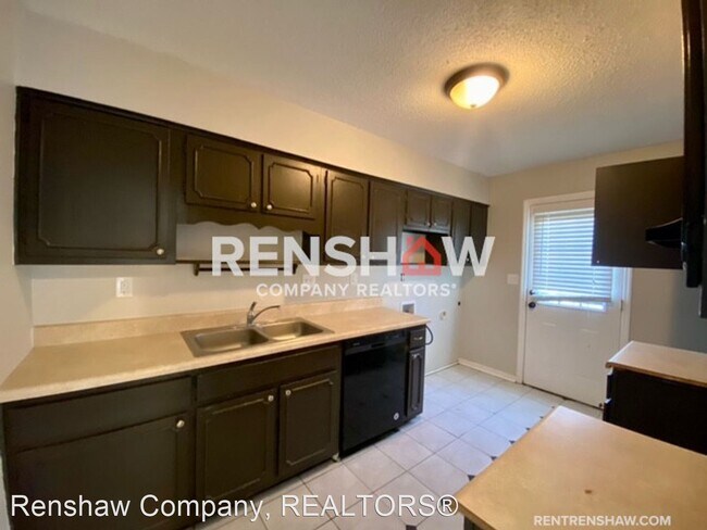 Building Photo - 3 br, 2 bath House - 3228 Sherrycrest Dr