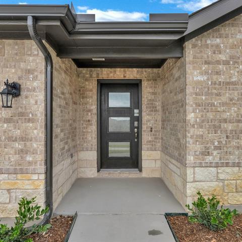 Building Photo - 2106 Sandpiper Wy