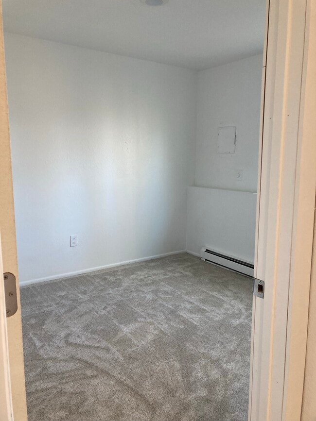 Building Photo - 1740 Muldoon Cir