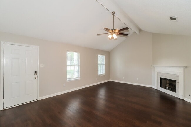 Building Photo - 8450 Kimberly Rose Dr