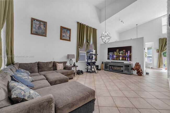 Foto del edificio - 1755 NE 37th Ave