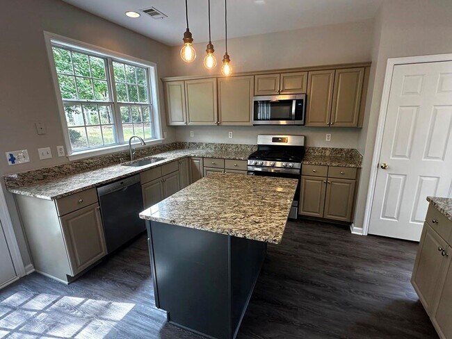 Foto del edificio - 6345 Turfway Dr