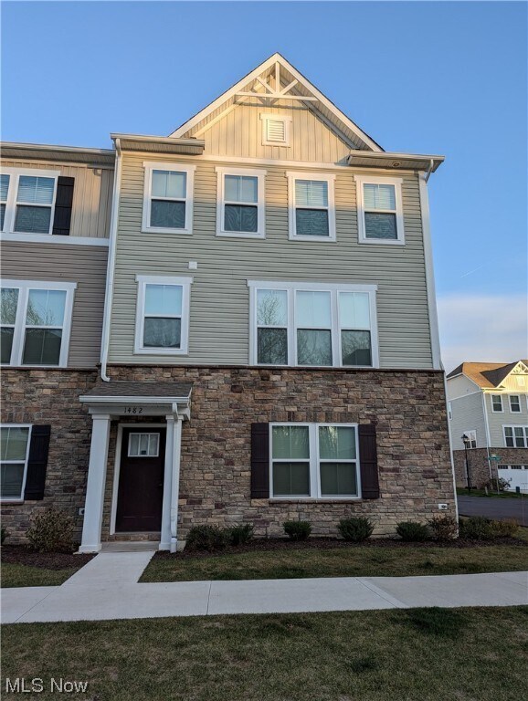 Foto principal - 1482 Caymus Ct