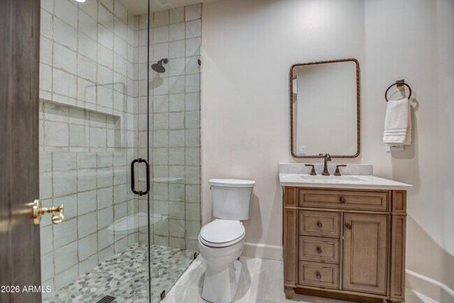 Foto del edificio - 9671 E Monument Dr